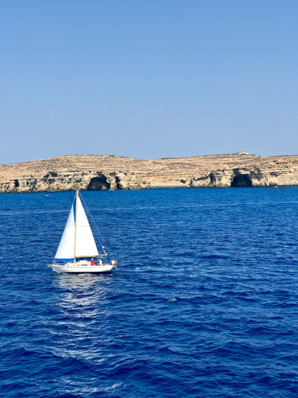 Essential Sailing Tips for Your Next Ocean Adventure